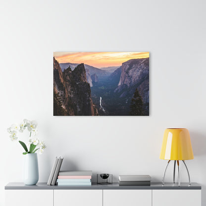 Yosemite Valley During Sunset - Acrylic Prints (French Cleat Hanging)